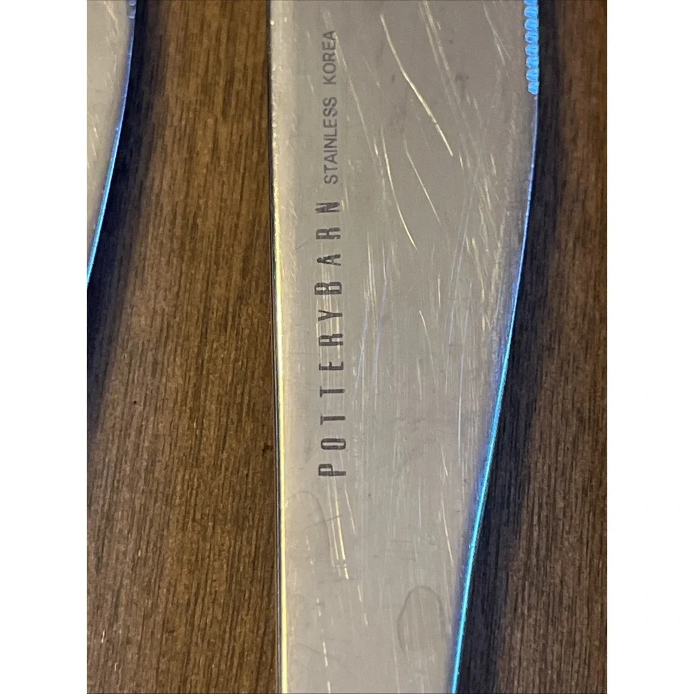 Lot of 7 Pottery Barn Stainless Flatware Luna Knives 8-3/4